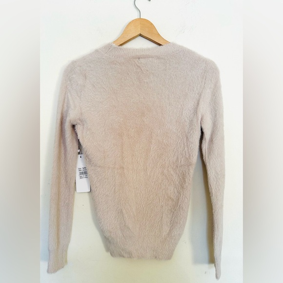 Sf SnowFlake Cozy Cream Sweater Women’s Sz S/M Crew Neck - Picture 2 of 6